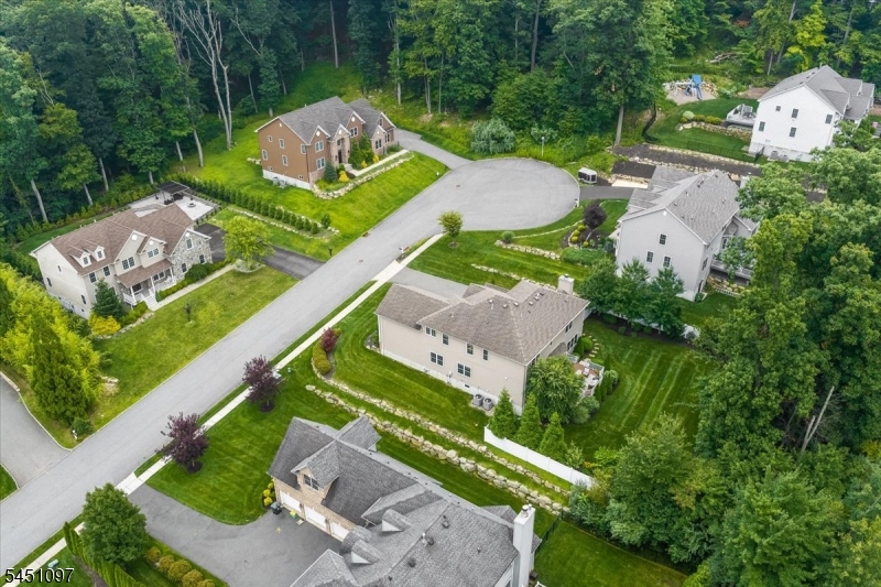 6 Jared Place Mount Olive NJ 07828