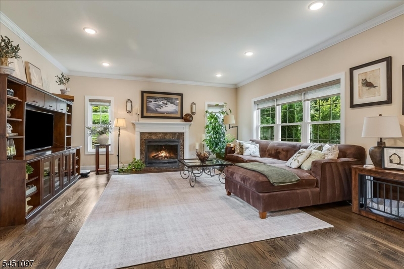 6 Jared Place Mount Olive NJ 07828