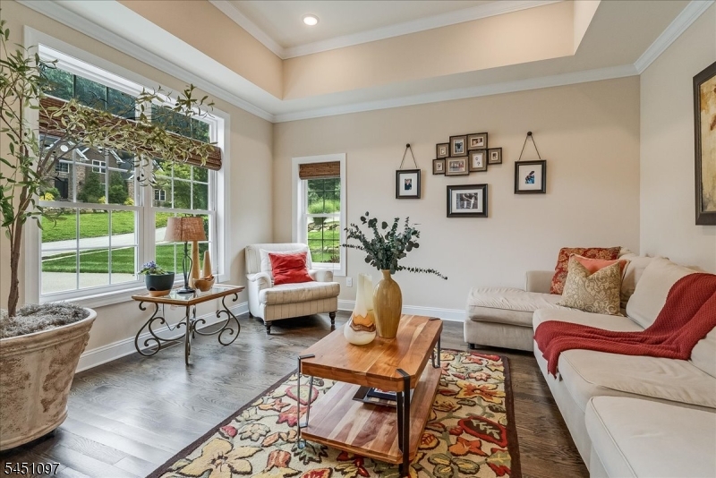 6 Jared Place Mount Olive NJ 07828