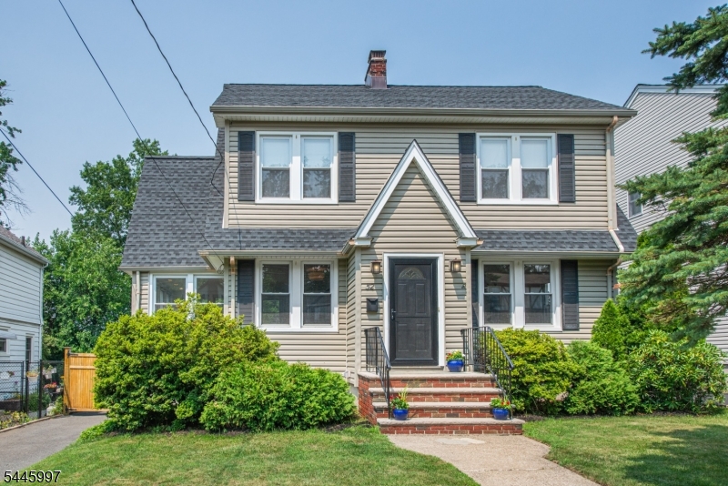52 Linden Avenue Verona NJ 07044