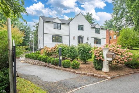 6 Lauri Drive Florham Park NJ 07932