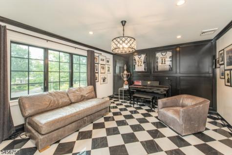 6 Lauri Drive Florham Park NJ 07932