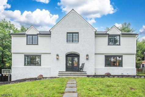 6 Lauri Drive Florham Park NJ 07932