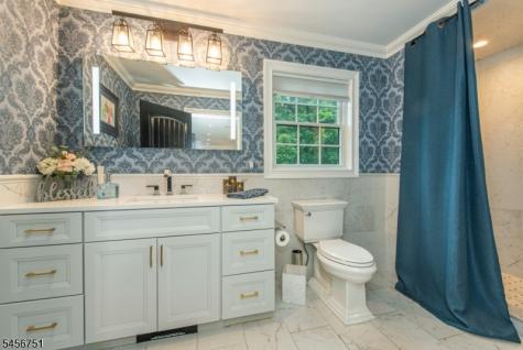 6 Lauri Drive Florham Park NJ 07932
