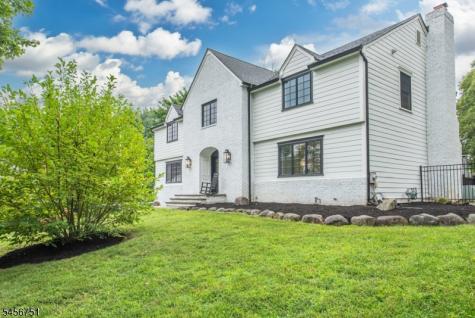 6 Lauri Drive Florham Park NJ 07932