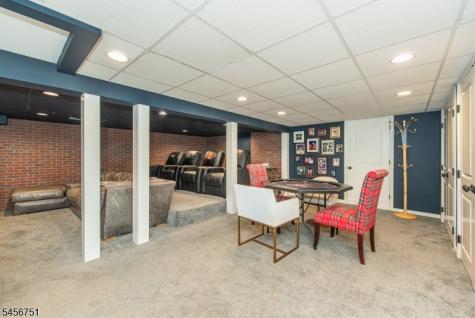6 Lauri Drive Florham Park NJ 07932