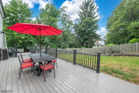 6 Lauri Drive Florham Park NJ 07932