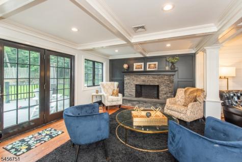 6 Lauri Drive Florham Park NJ 07932