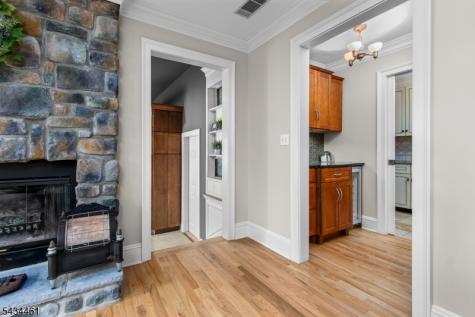22 Hawthorn Drive Roxbury NJ 07876