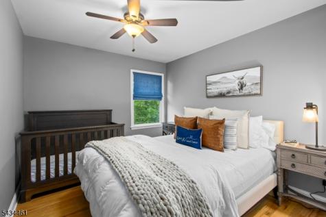 22 Hawthorn Drive Roxbury NJ 07876