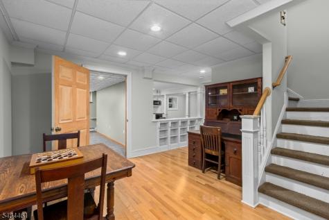 22 Hawthorn Drive Roxbury NJ 07876