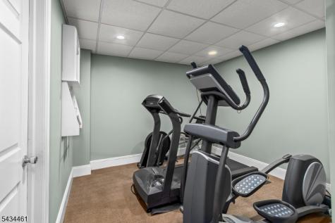 22 Hawthorn Drive Roxbury NJ 07876