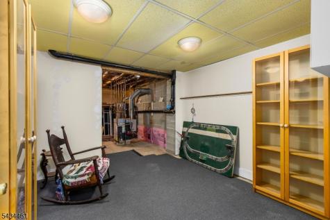 22 Hawthorn Drive Roxbury NJ 07876