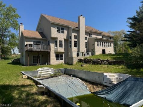 15 Berry Court Mount Olive NJ 07836