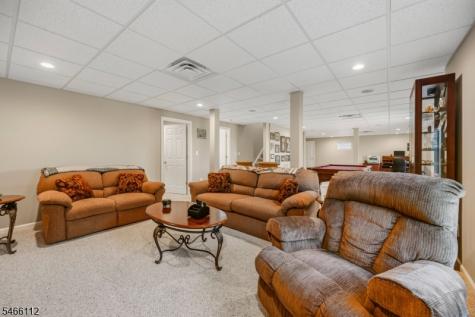 9 Coventry Road Hardyston NJ 07419