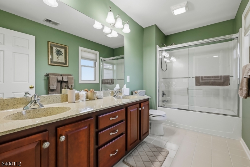 9 Coventry Road Hardyston NJ 07419