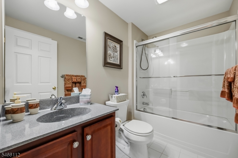 9 Coventry Road Hardyston NJ 07419