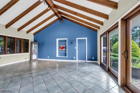 44 Hillcrest Road Bridgewater NJ 08836