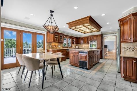 44 Hillcrest Road Bridgewater NJ 08836