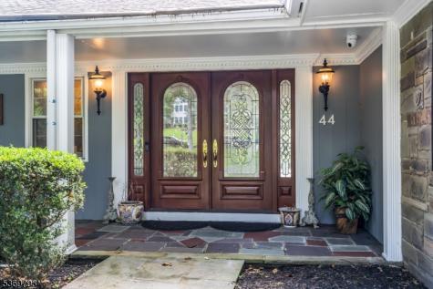 44 Hillcrest Road Bridgewater NJ 08836