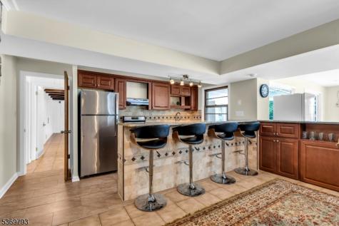 44 Hillcrest Road Bridgewater NJ 08836
