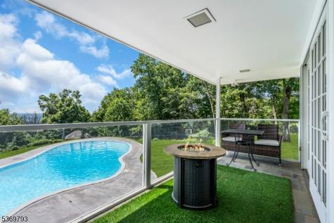 44 Hillcrest Road Bridgewater NJ 08836