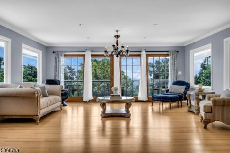 44 Hillcrest Road Bridgewater NJ 08836