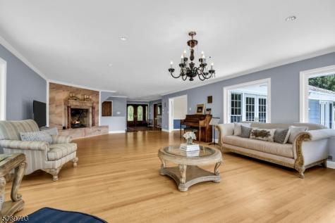 44 Hillcrest Road Bridgewater NJ 08836
