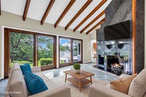 44 Hillcrest Road Bridgewater NJ 08836