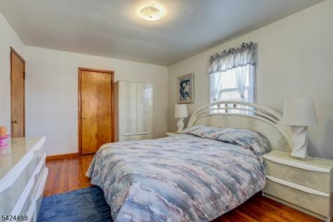 116 E 10th Street Linden NJ 07036