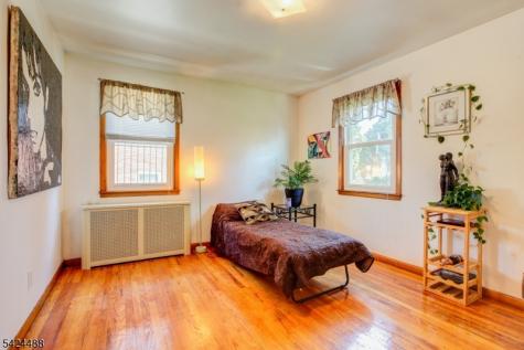 116 E 10th Street Linden NJ 07036