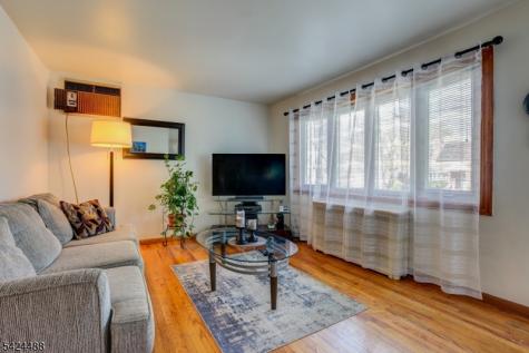 116 E 10th Street Linden NJ 07036