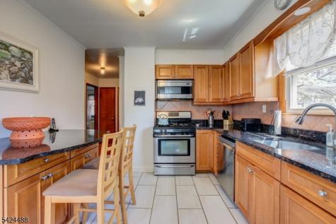 116 E 10th Street Linden NJ 07036