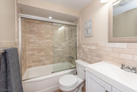 114 Sunrise Terrace Cedar Grove NJ 07009
