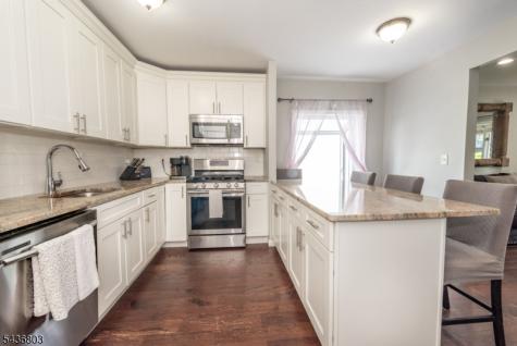 114 Sunrise Terrace Cedar Grove NJ 07009