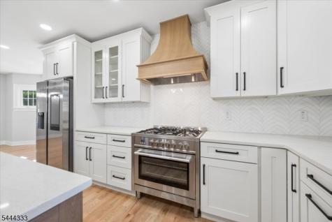 18 Burchfield Avenue Cranford NJ 07016