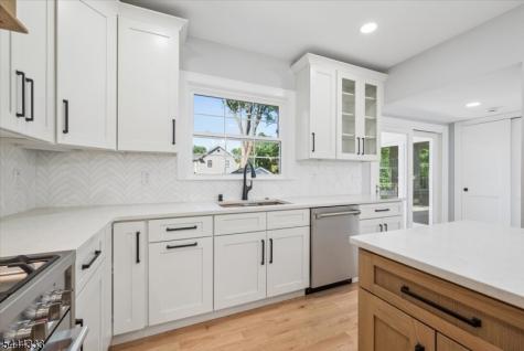 18 Burchfield Avenue Cranford NJ 07016