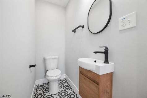 18 Burchfield Avenue Cranford NJ 07016