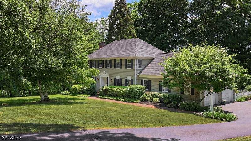 35 Rolling Hill Road Bernardsville NJ 07924