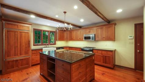 35 Rolling Hill Road Bernardsville NJ 07924