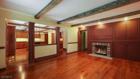 35 Rolling Hill Road Bernardsville NJ 07924
