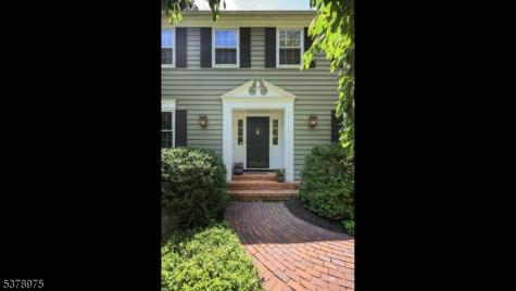 35 Rolling Hill Road Bernardsville NJ 07924