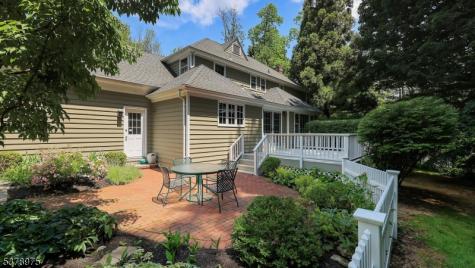 35 Rolling Hill Road Bernardsville NJ 07924
