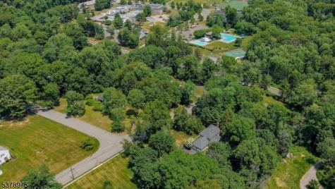 35 Rolling Hill Road Bernardsville NJ 07924