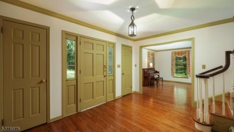 35 Rolling Hill Road Bernardsville NJ 07924