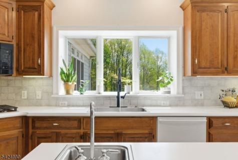 19 Allerton Road Clinton NJ 08833