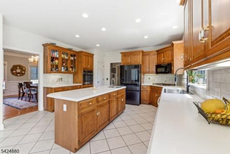 19 Allerton Road Clinton NJ 08833