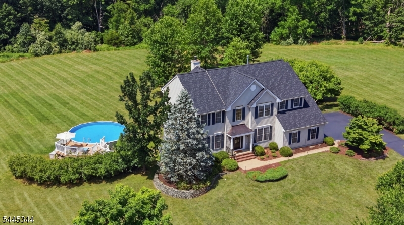 28 Music Mountain Boulevard West Amwell NJ 08530