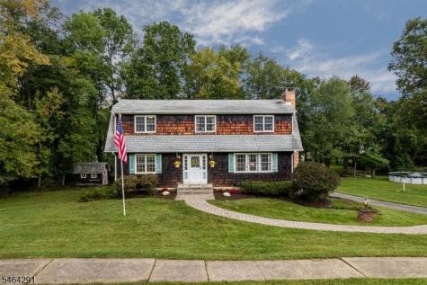 183 Eyland Avenue Roxbury NJ 07876