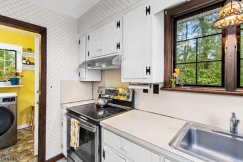183 Eyland Avenue Roxbury NJ 07876